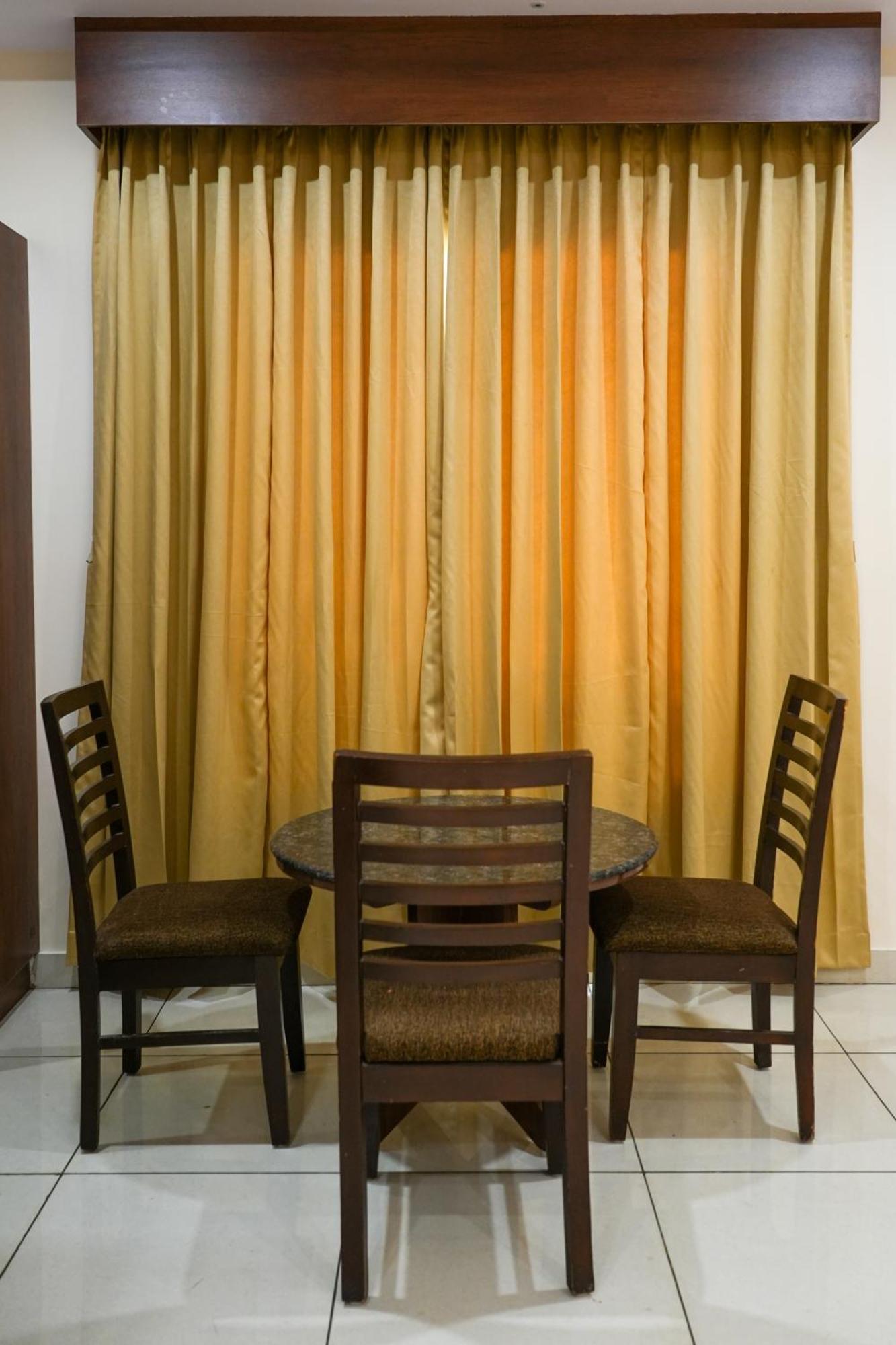 Devanahalli Sri Krishna Inn - Kempegowda Airport Bangalore מראה חיצוני תמונה
